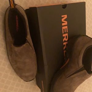 Women’s Merrell sneakers - new never worn